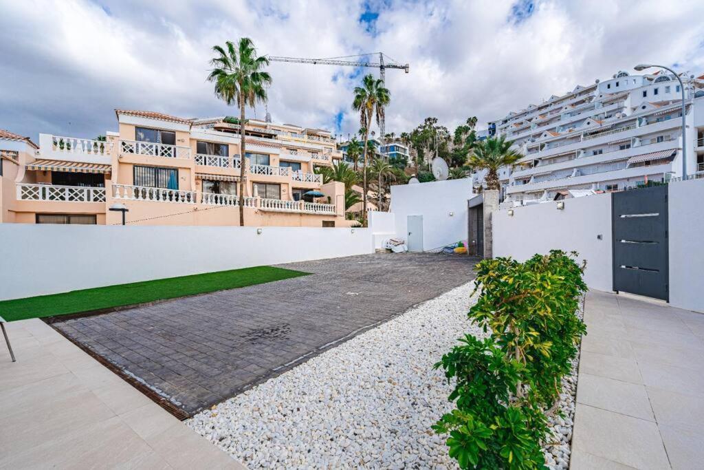 Villa Riviera De 4 Dormitorios Con Piscina. Costa Adeje  Eksteriør billede
