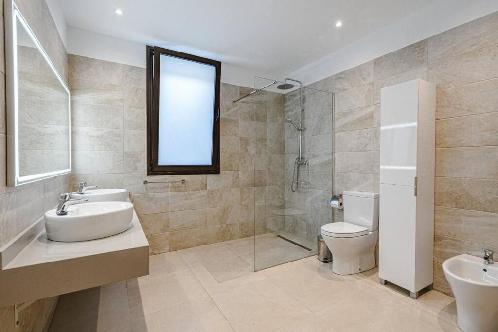 Villa Riviera De 4 Dormitorios Con Piscina. Costa Adeje  Eksteriør billede